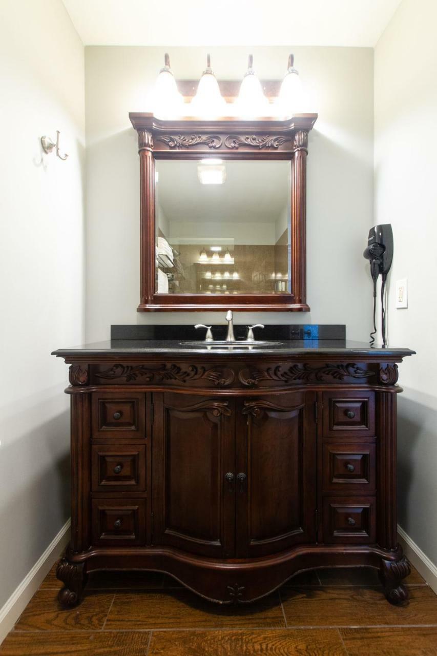 The Dahlonega Square Hotel&Villas Esterno foto