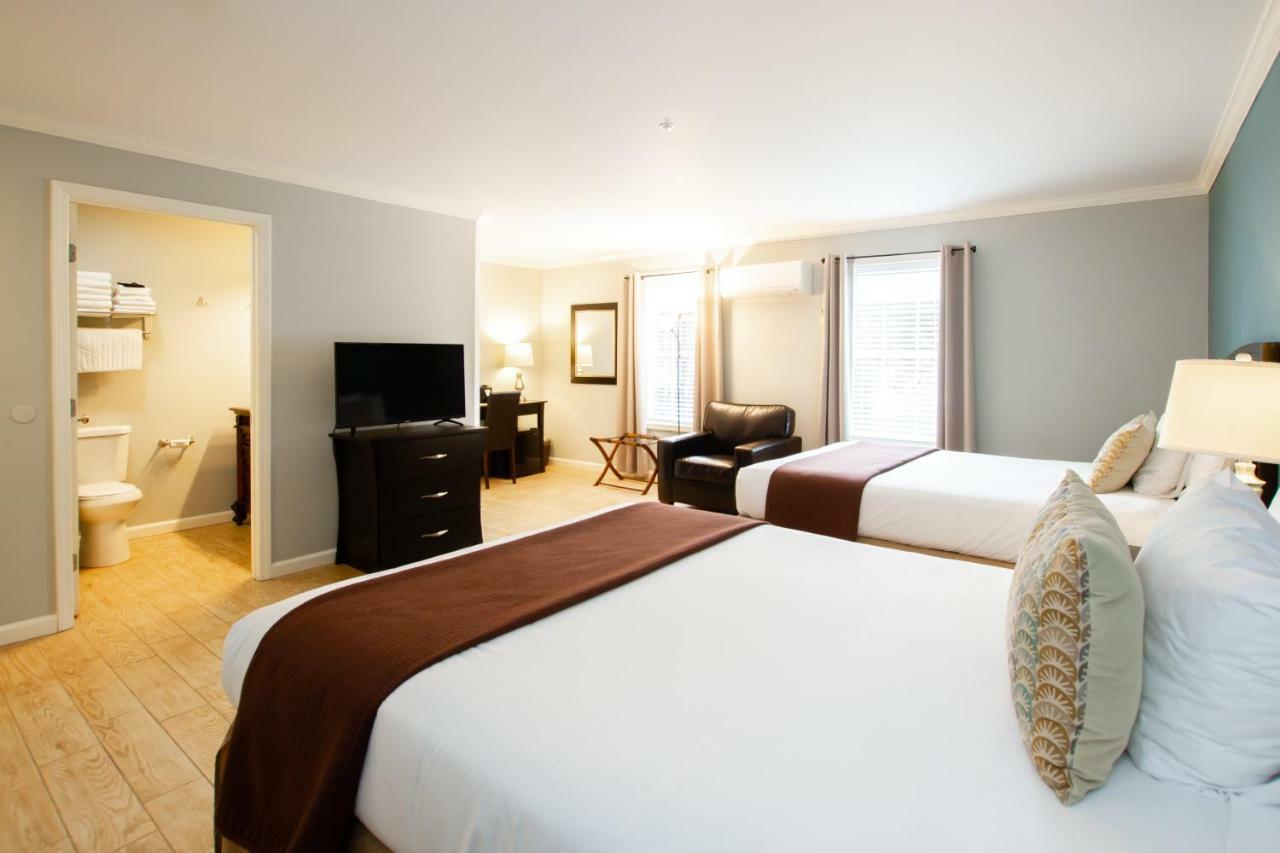 The Dahlonega Square Hotel&Villas Esterno foto