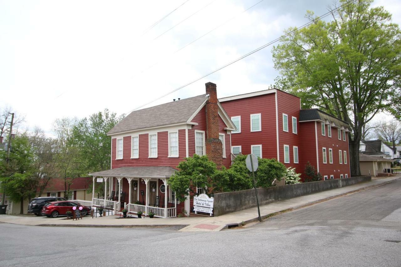 The Dahlonega Square Hotel&Villas Esterno foto